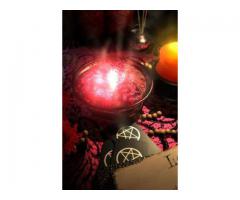 POWERFUL MONEY SPELLS AND LOTTERY SPELLS +27833147185 MAGIC RING ,BUSINESS RING